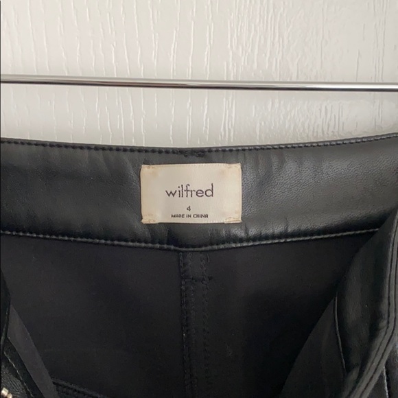 Aritzia rebel pants (vegan leather) size 4 - Picture 4 of 7